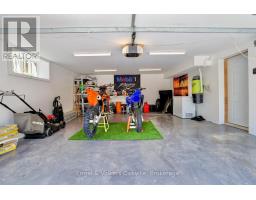 3281 Flanagan Crescent, Mississauga, ON L5C2M7 Photo 36