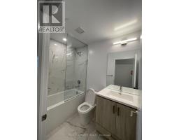 521 - 10 Honeycrisp Crescent, Vaughan, ON L4K0M7 Photo 7