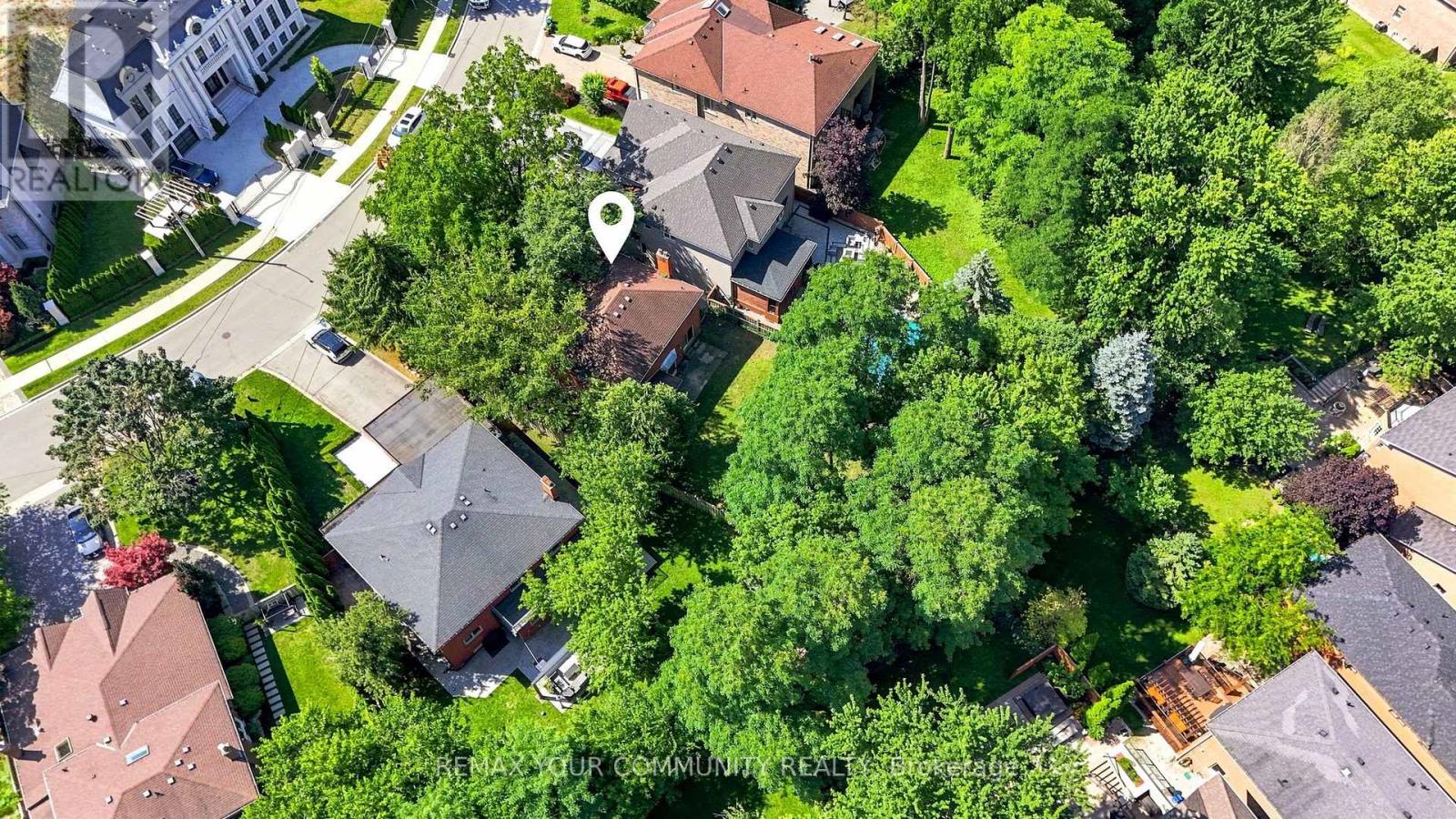 34A CLARIDGE DRIVE - 19