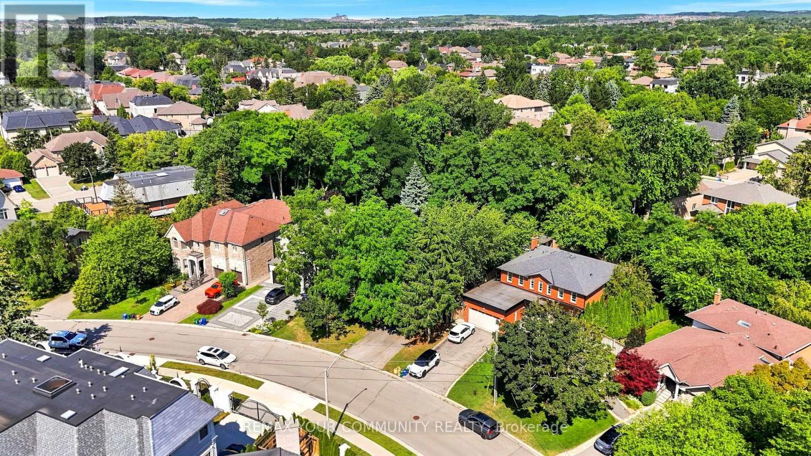 34A CLARIDGE DRIVE - 29