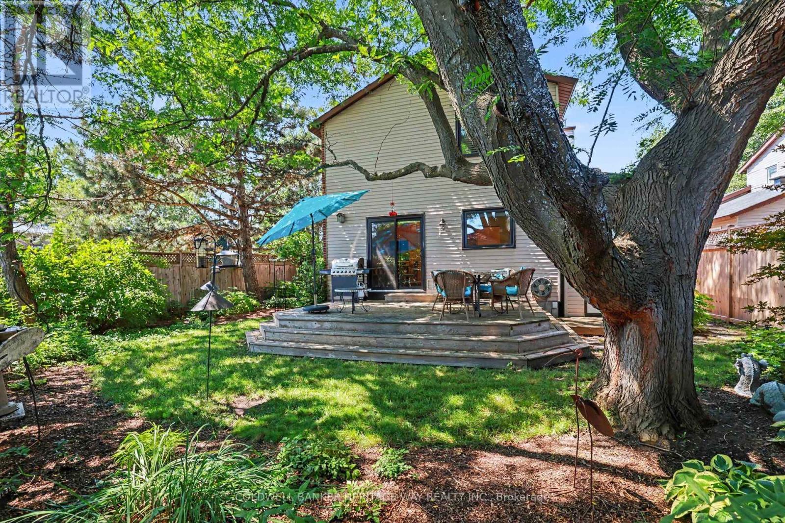 45 SHADETREE CRESCENT - 39