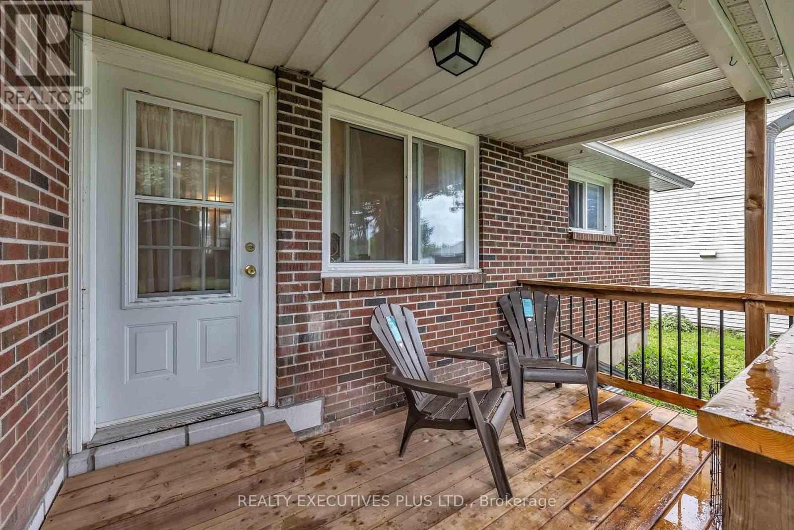 636 WATER STREET - Image 19