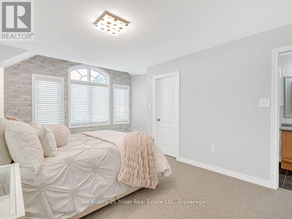 2380 GLADACRES LANE - 27