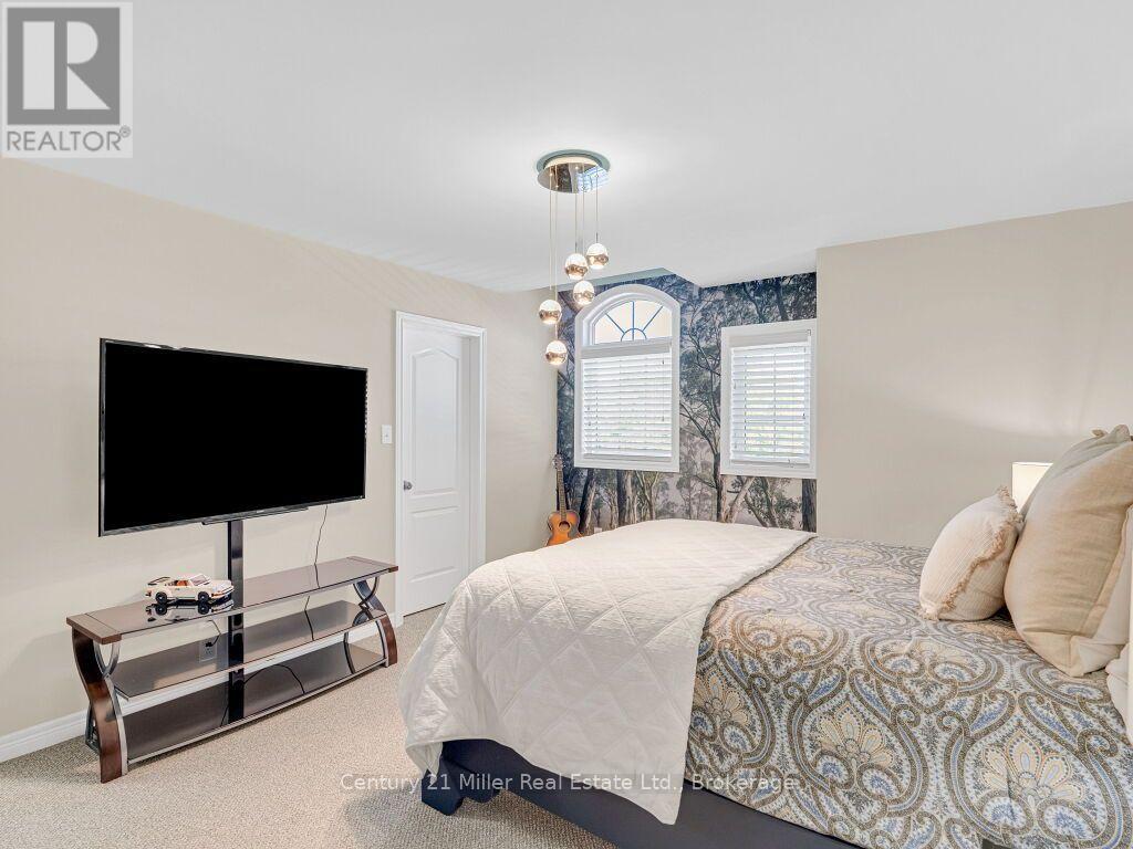 2380 GLADACRES LANE - 30