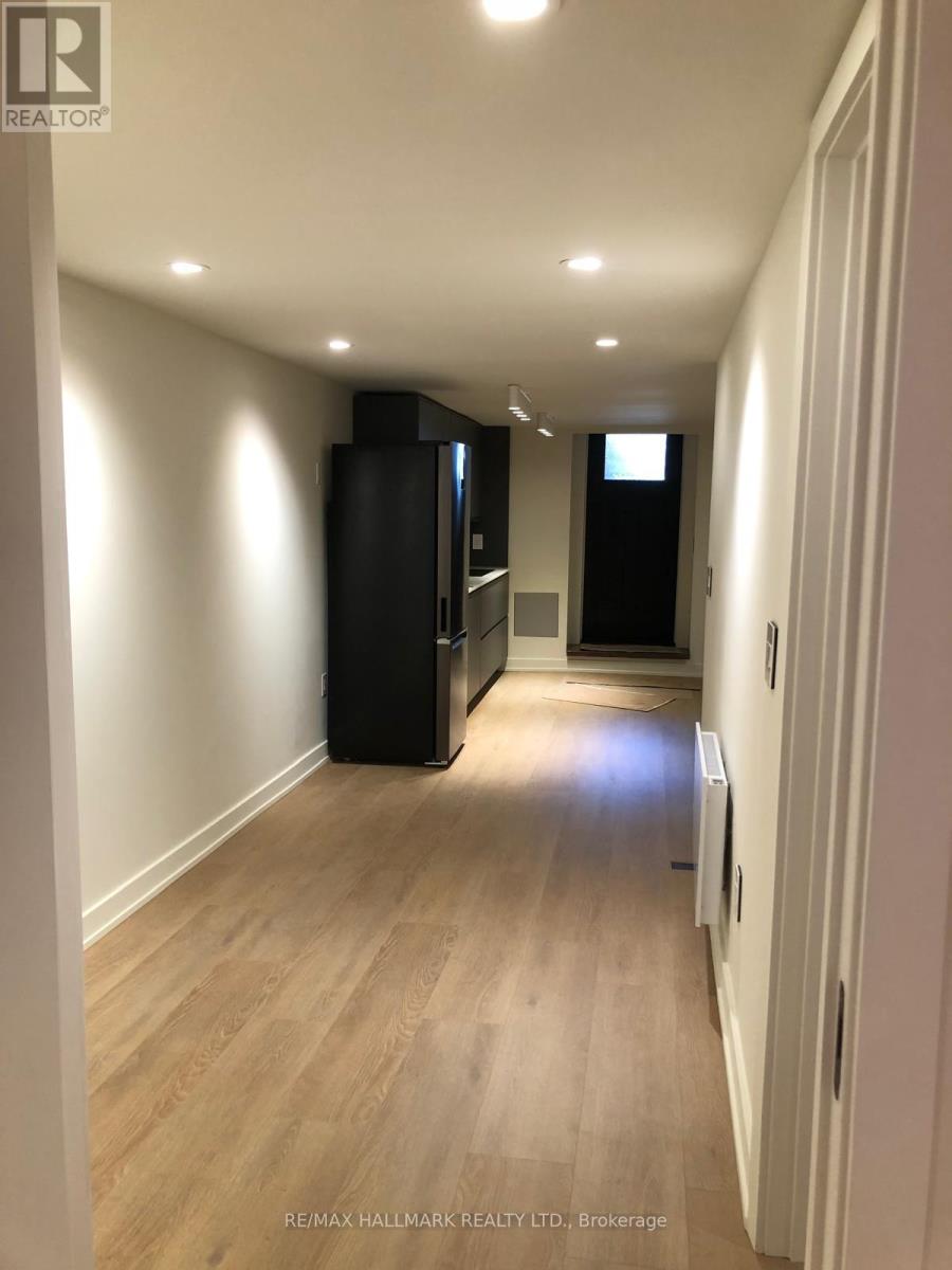 BASEMENT - 687 BLOOR STREET W