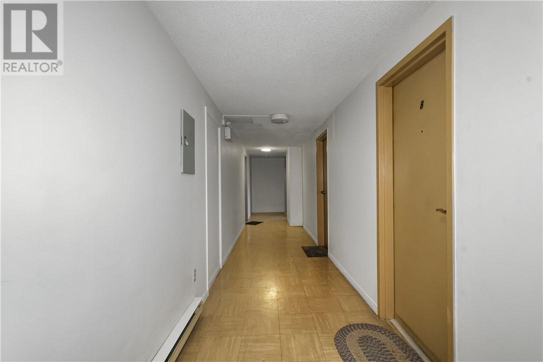 186 BARBER Street - 9