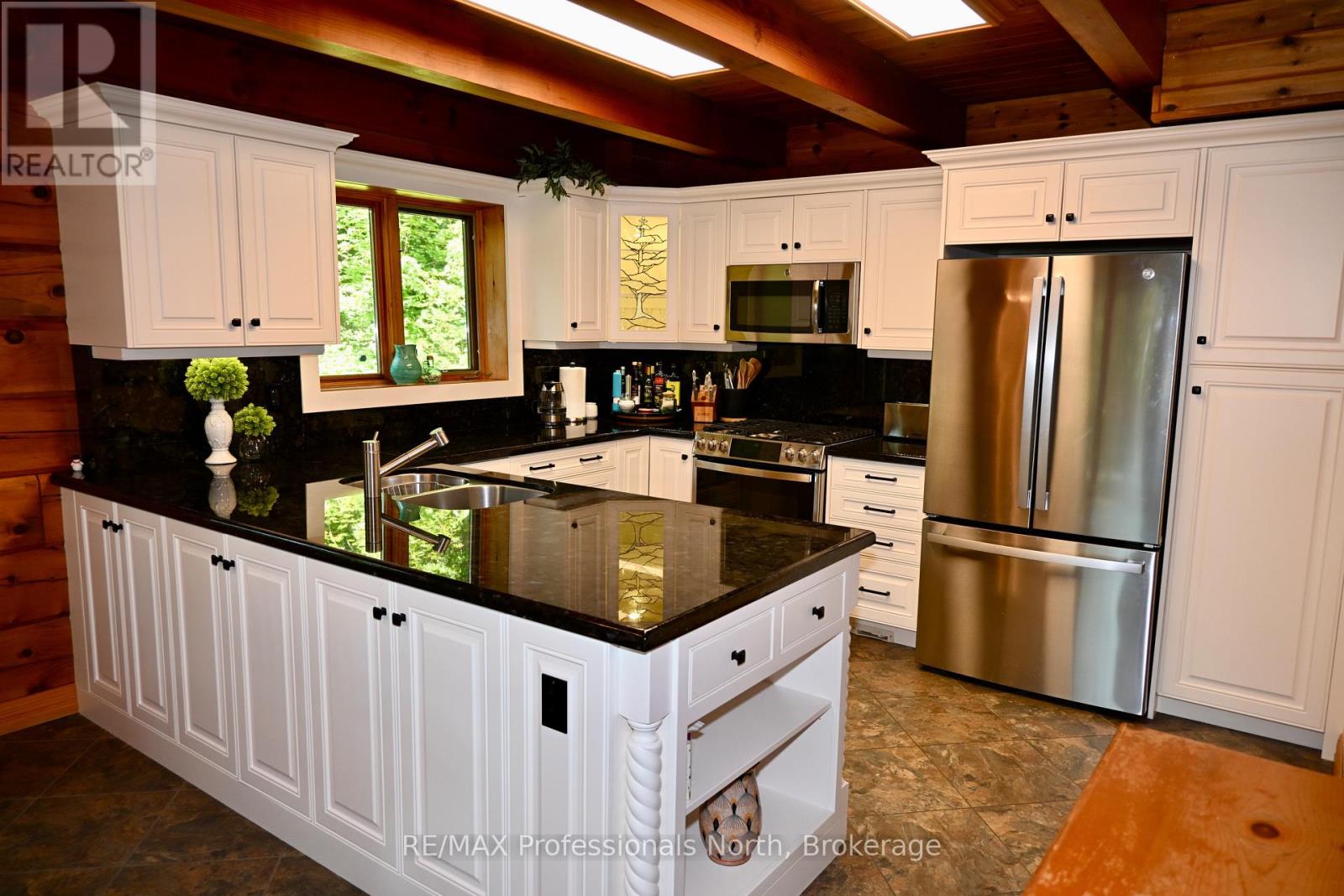 242 DEER LAKE ROAD - Image 20
