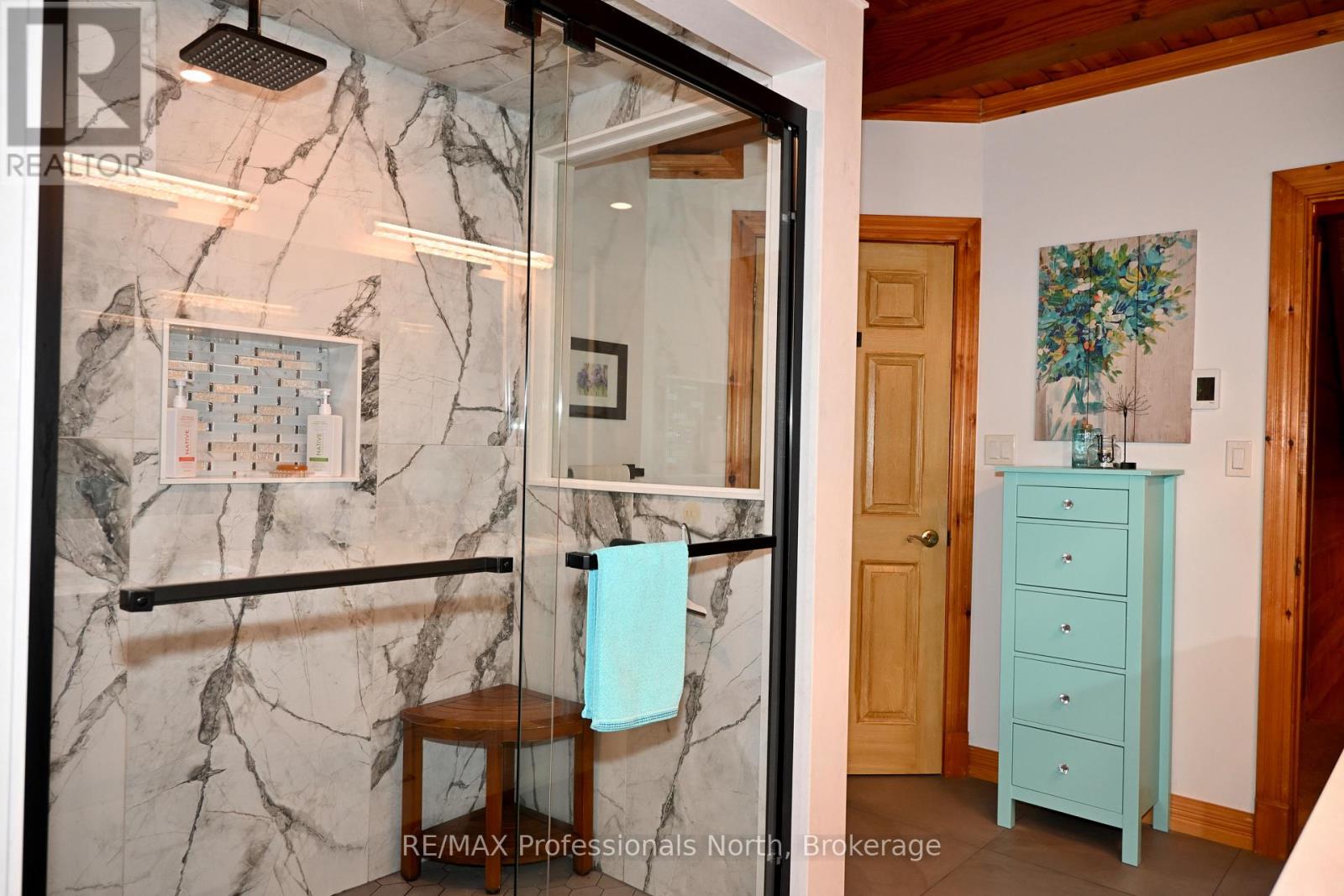 242 DEER LAKE ROAD - Image 29