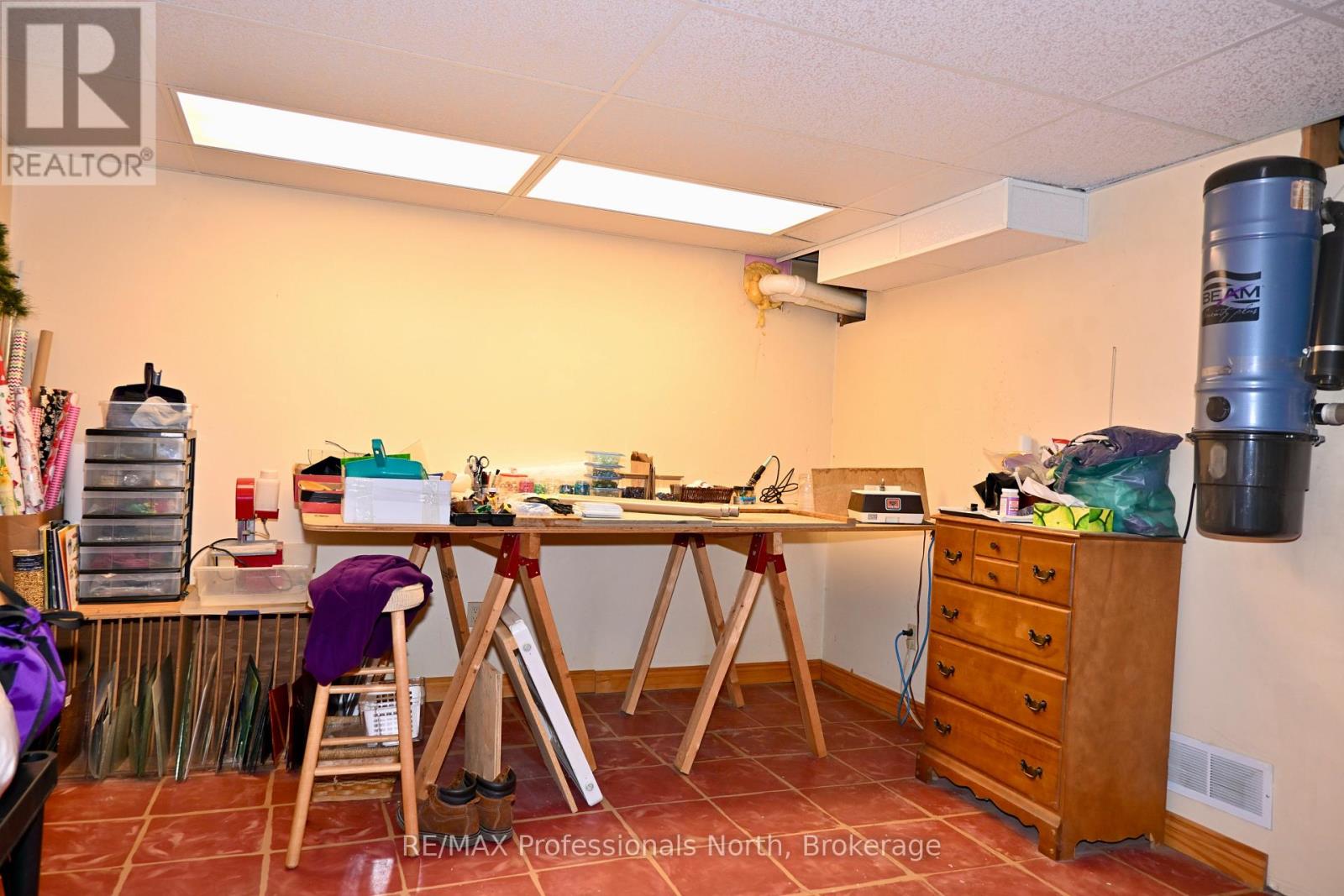 242 DEER LAKE ROAD - Image 42