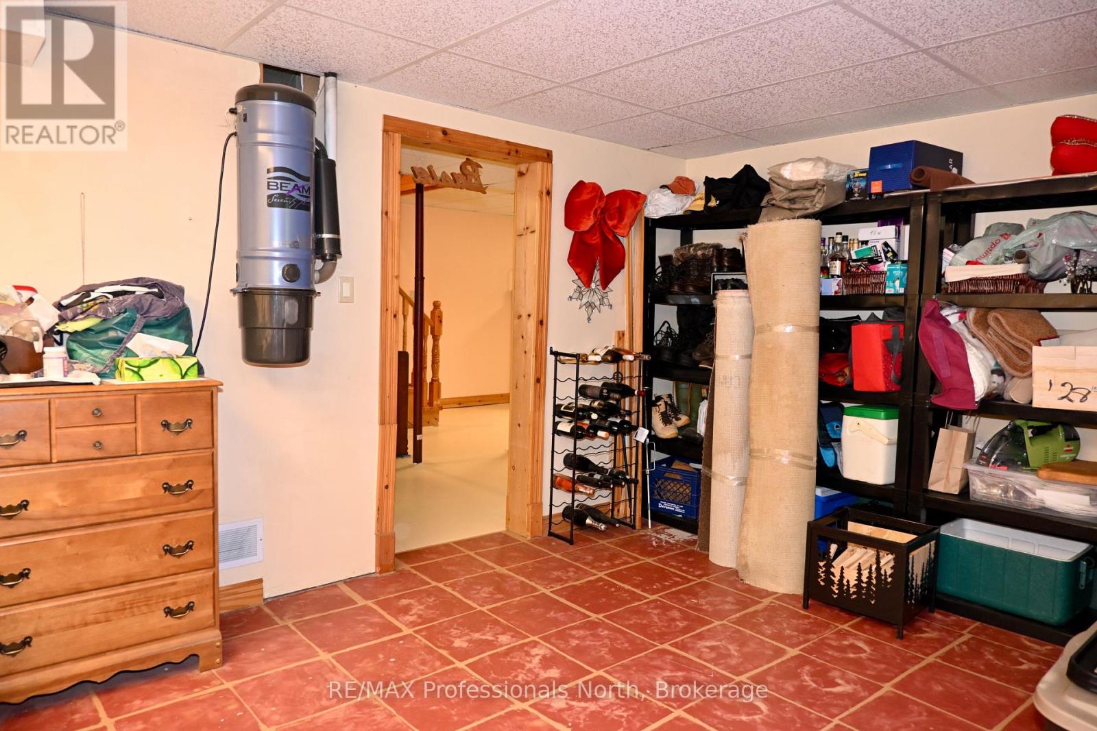 242 DEER LAKE ROAD - Image 43