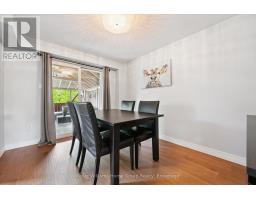 Living room - 217 Deerpath Drive, Guelph, ON N1K1W6 Photo 9