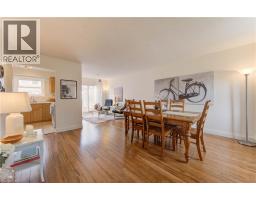 4pc Bathroom - 440 Pioneer Drive Unit# 3, Kitchener, ON N2P1H6 Photo 6