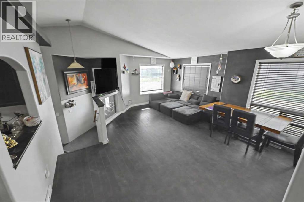 8 Pinnacle Way - 11