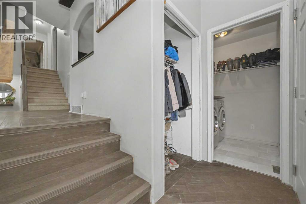 8 Pinnacle Way - Image 4