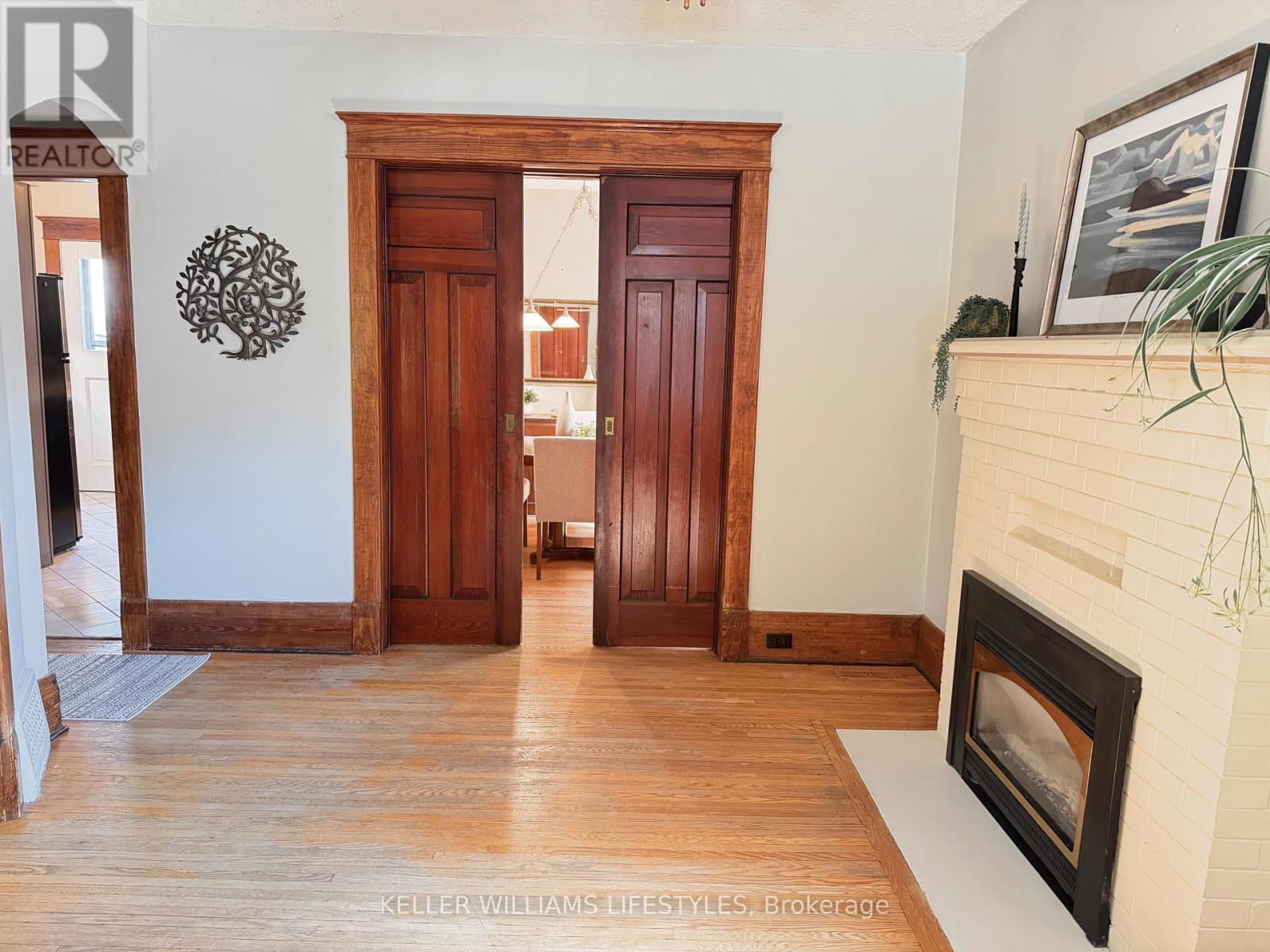 5 COVE ROAD - 7