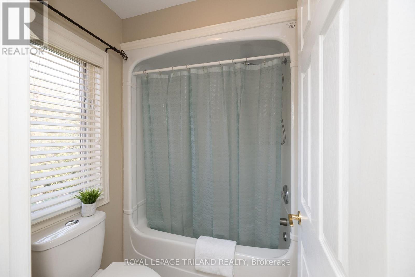 56 GLENRIDGE CRESCENT - Image 31