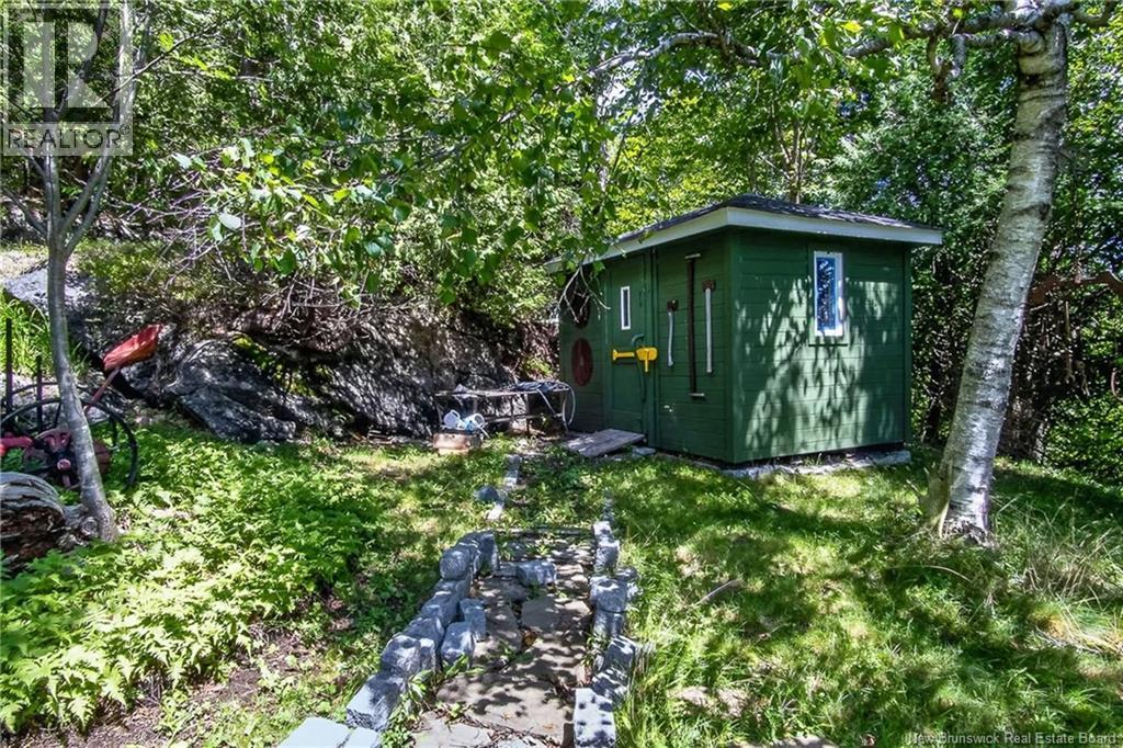 175 Highland Road - Image 40