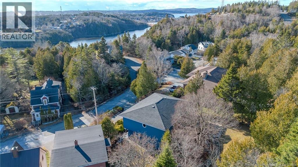 175 Highland Road - 45