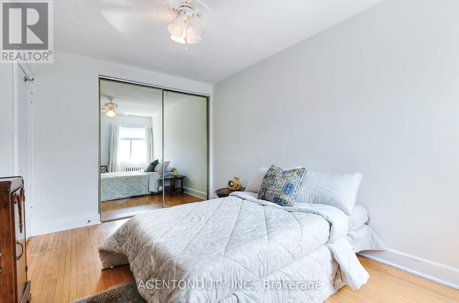 #17 1646 BATHURST STREET - 18