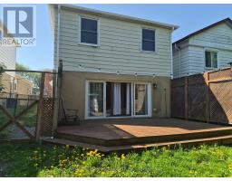 757 Pam Crescent, Newmarket, ON L3Y5B7 Photo 11