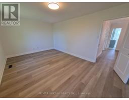 757 Pam Crescent, Newmarket, ON L3Y5B7 Photo 13