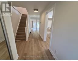 757 Pam Crescent, Newmarket, ON L3Y5B7 Photo 6