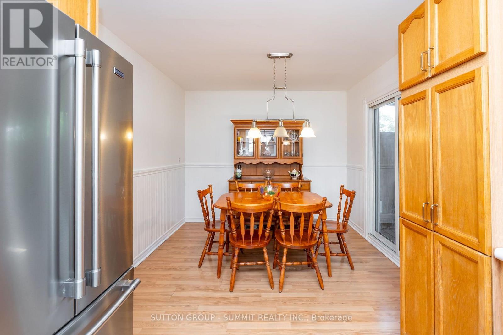 306 OAKWOOD COURT - 16