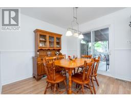 306 Oakwood Court, Newmarket, ON L3Y3C8 Photo 11