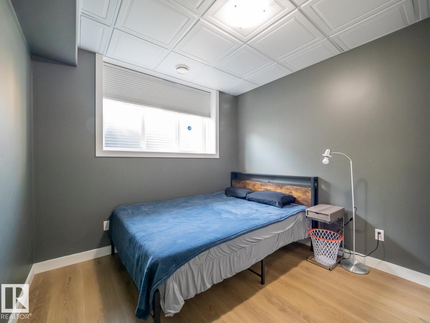 10957 75 AV NW - Image 40