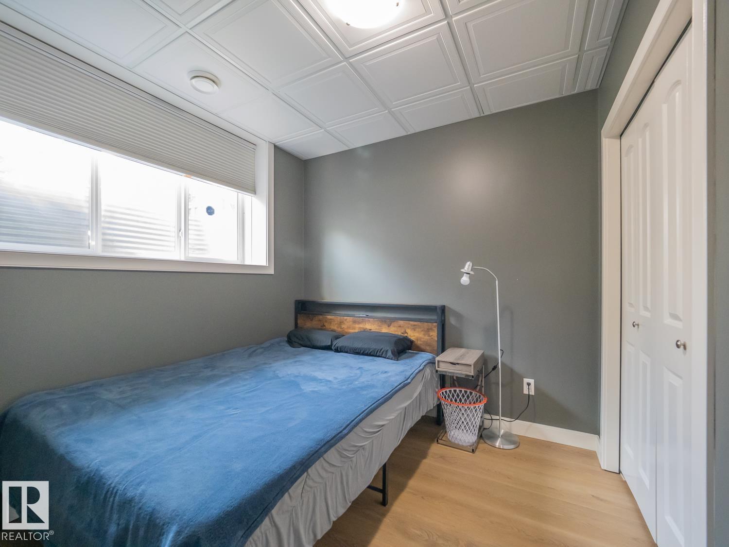 10957 75 AV NW - 41