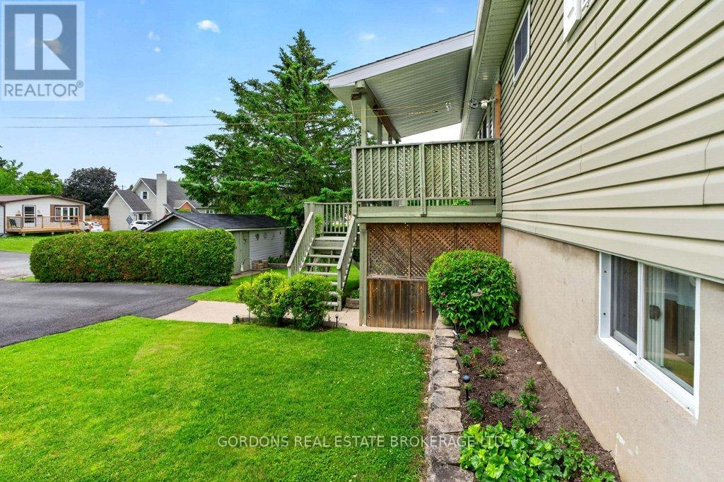 450 CHARLES STREET N - Image 7