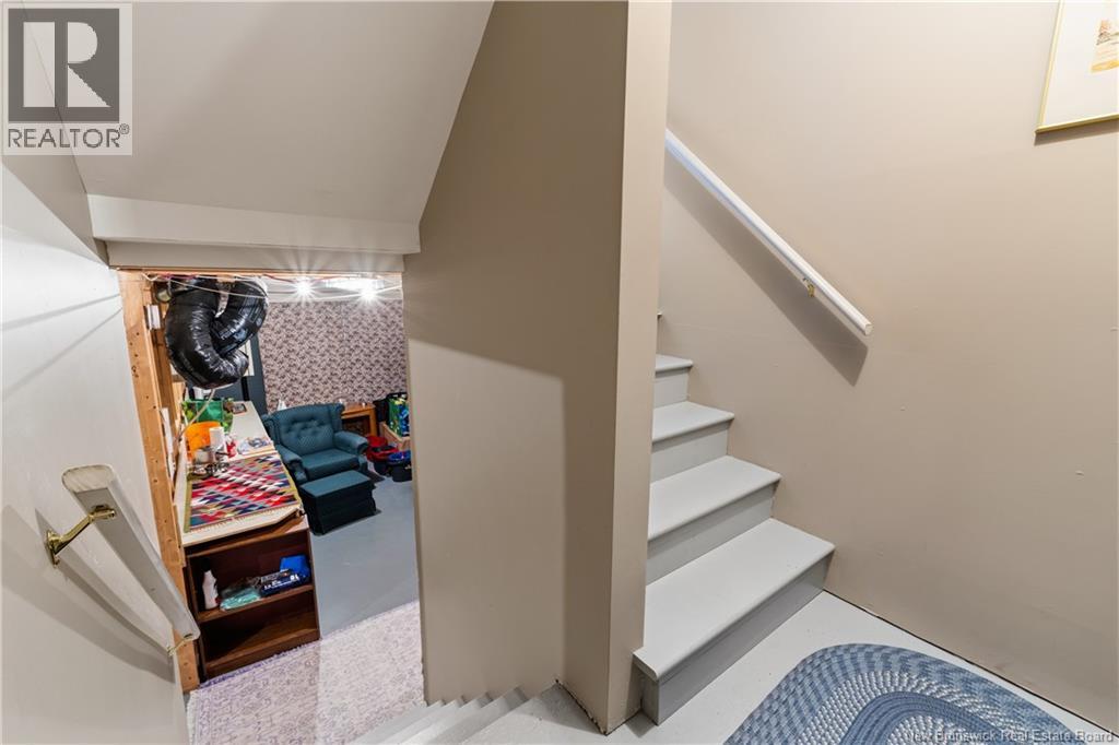 98 Firmin Crescent - 28