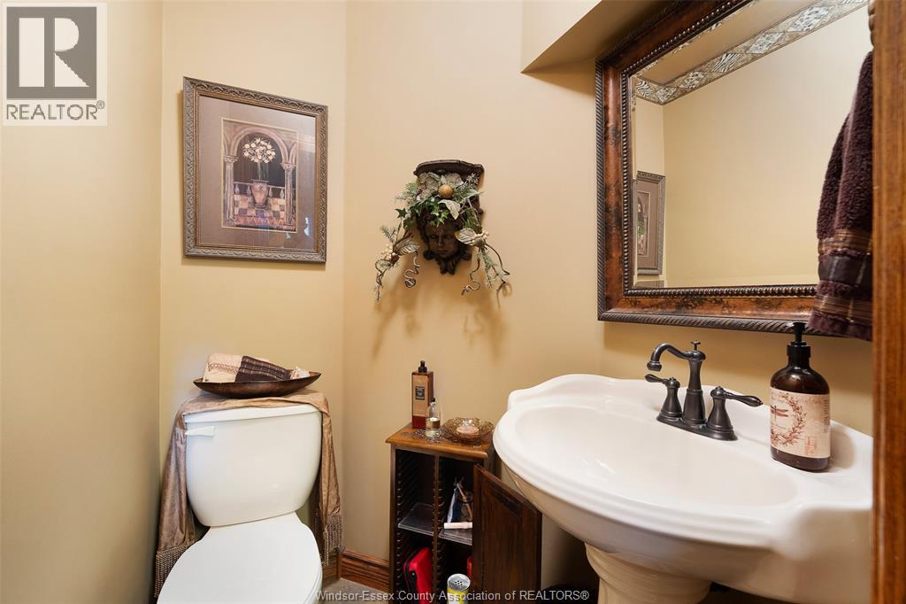 605 MARKHAM DRIVE - 23
