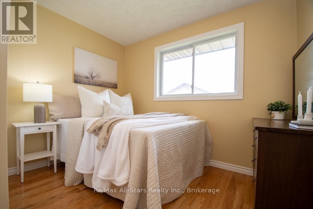 57 INDIAN TRAIL - Image 19