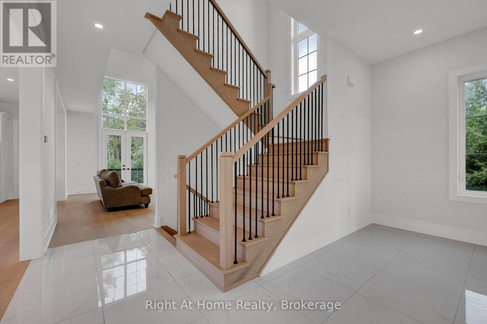 213 SUZANNE MESS BOULEVARD, Cobourg — photo 3