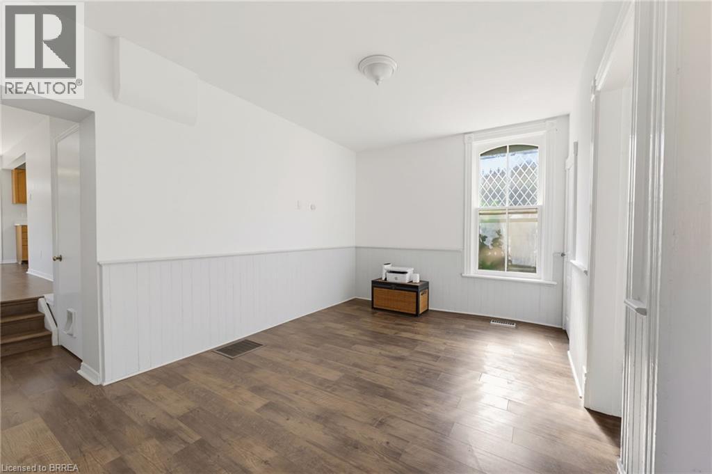 89 DUNDAS Street - 20