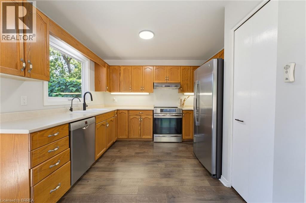 89 DUNDAS Street - Image 23