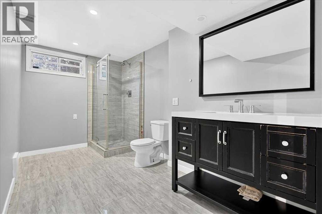 136 Templeview Place NE - 27