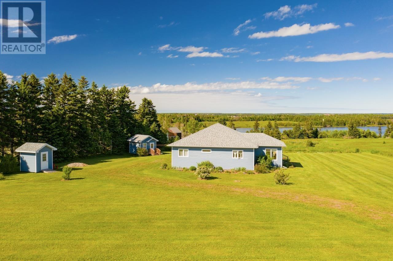 11 HOWE POINT Road - 42