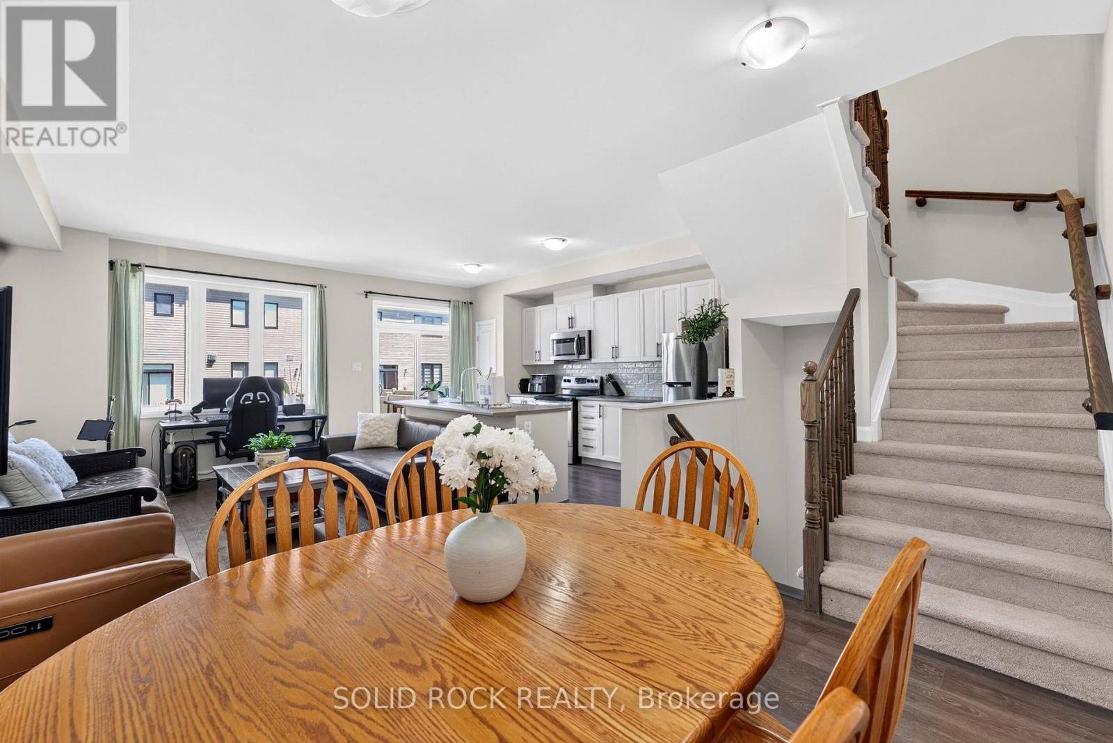 House for Rent in Ottawa – 308 DRUMLISH LANE E, Ottawa – By Peter Sagos - Image 9
