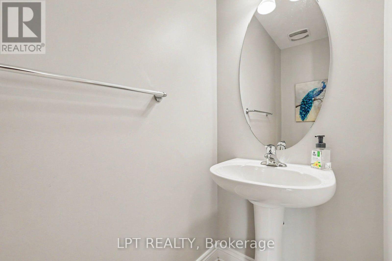 House for Rent in Ottawa – 170 CULLODEN CREST. CULLODEN CRESCENT, Ottawa – By Peter Sagos - Image 9