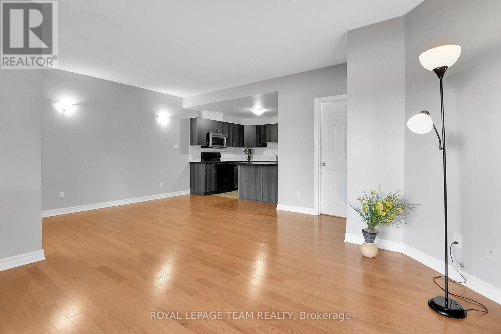 House for Rent in Ottawa – H – 105 FRASER FIELDS WAY, Ottawa – By Peter Sagos - Image 10