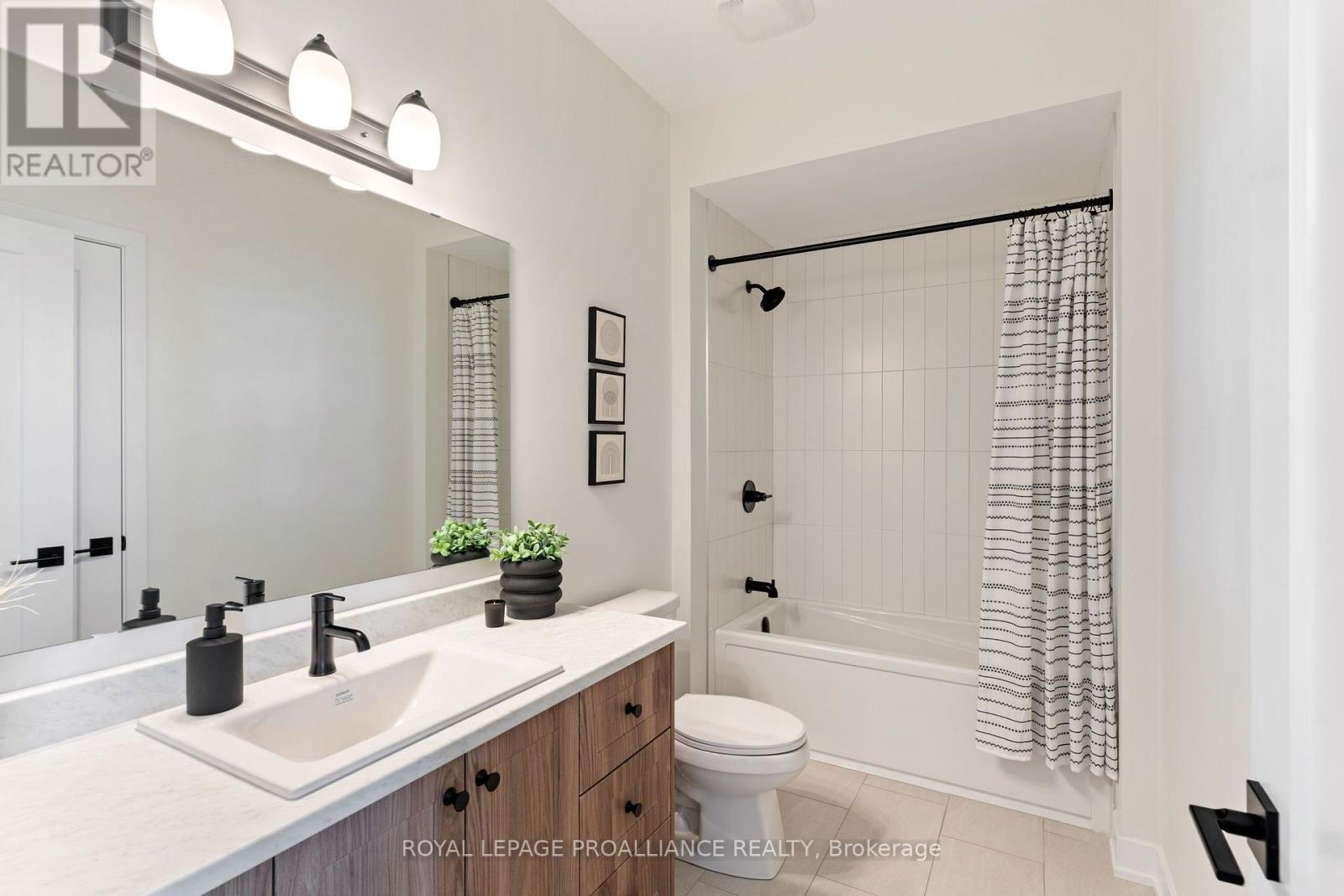 1070 TURNER DRIVE - 10
