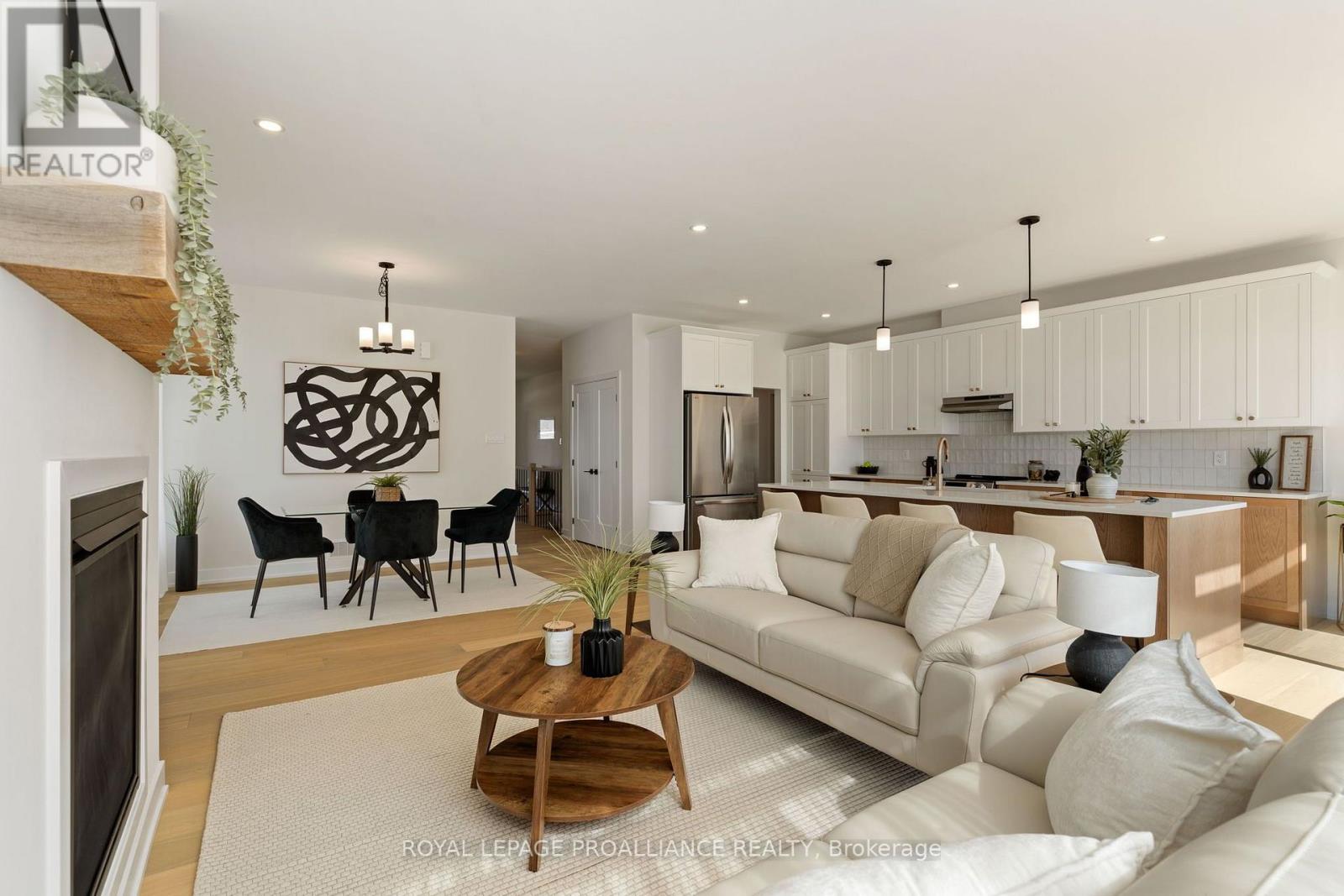 1070 TURNER DRIVE - 33