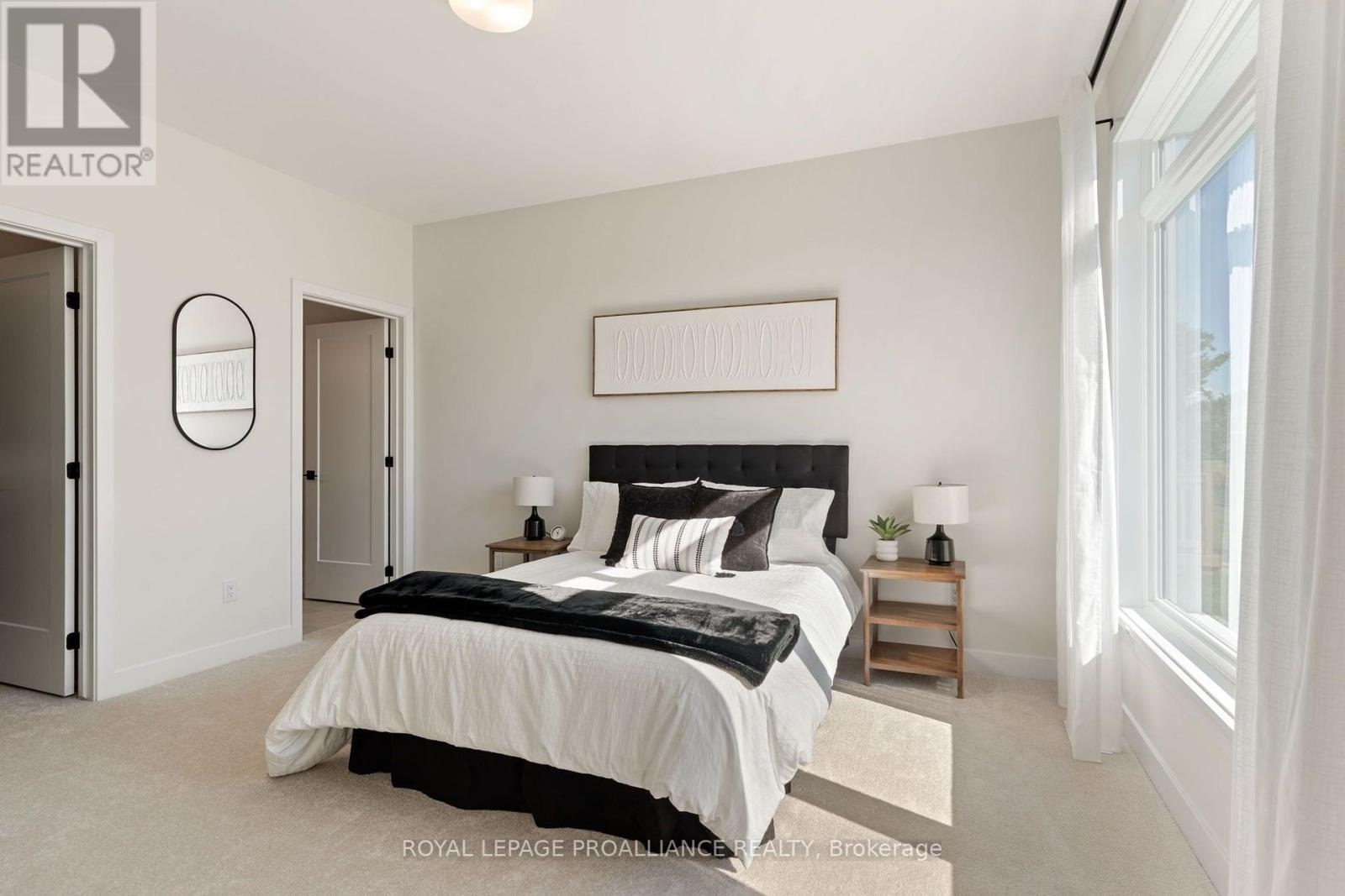 1070 TURNER DRIVE - 36