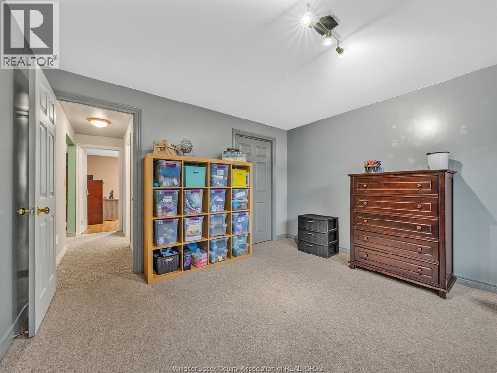 9 Lyle STREET - Image 25