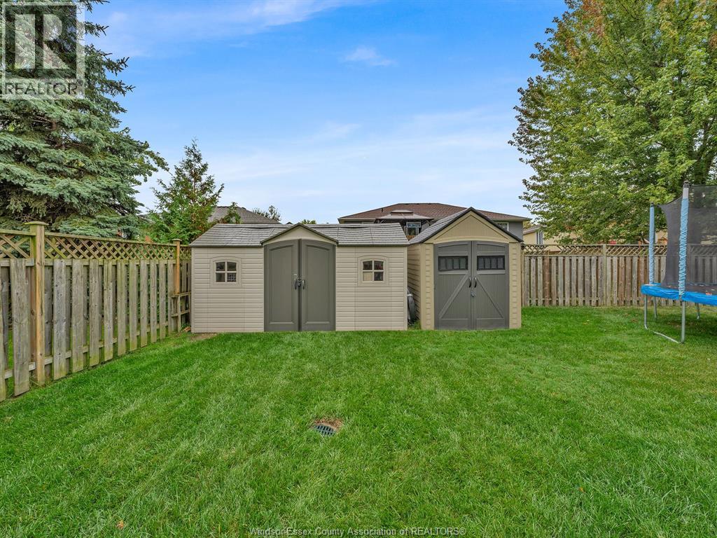 9 Lyle STREET - 41