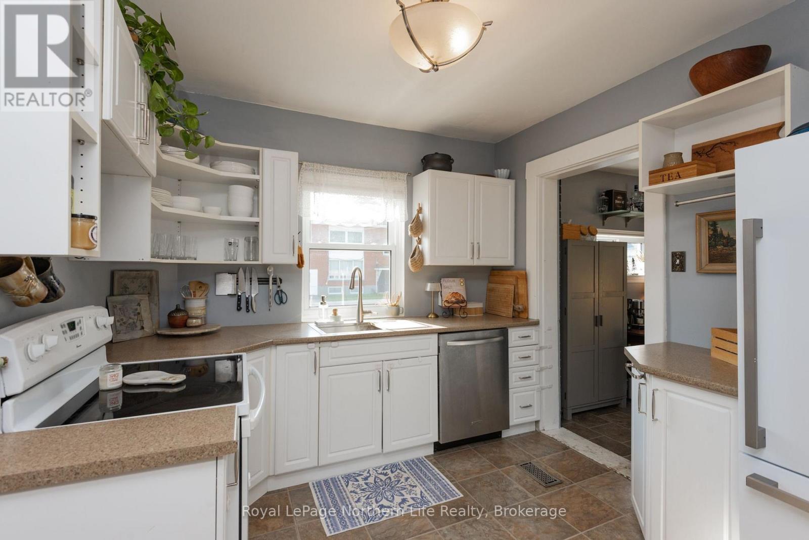 1612 CASSELLS STREET - Image 15