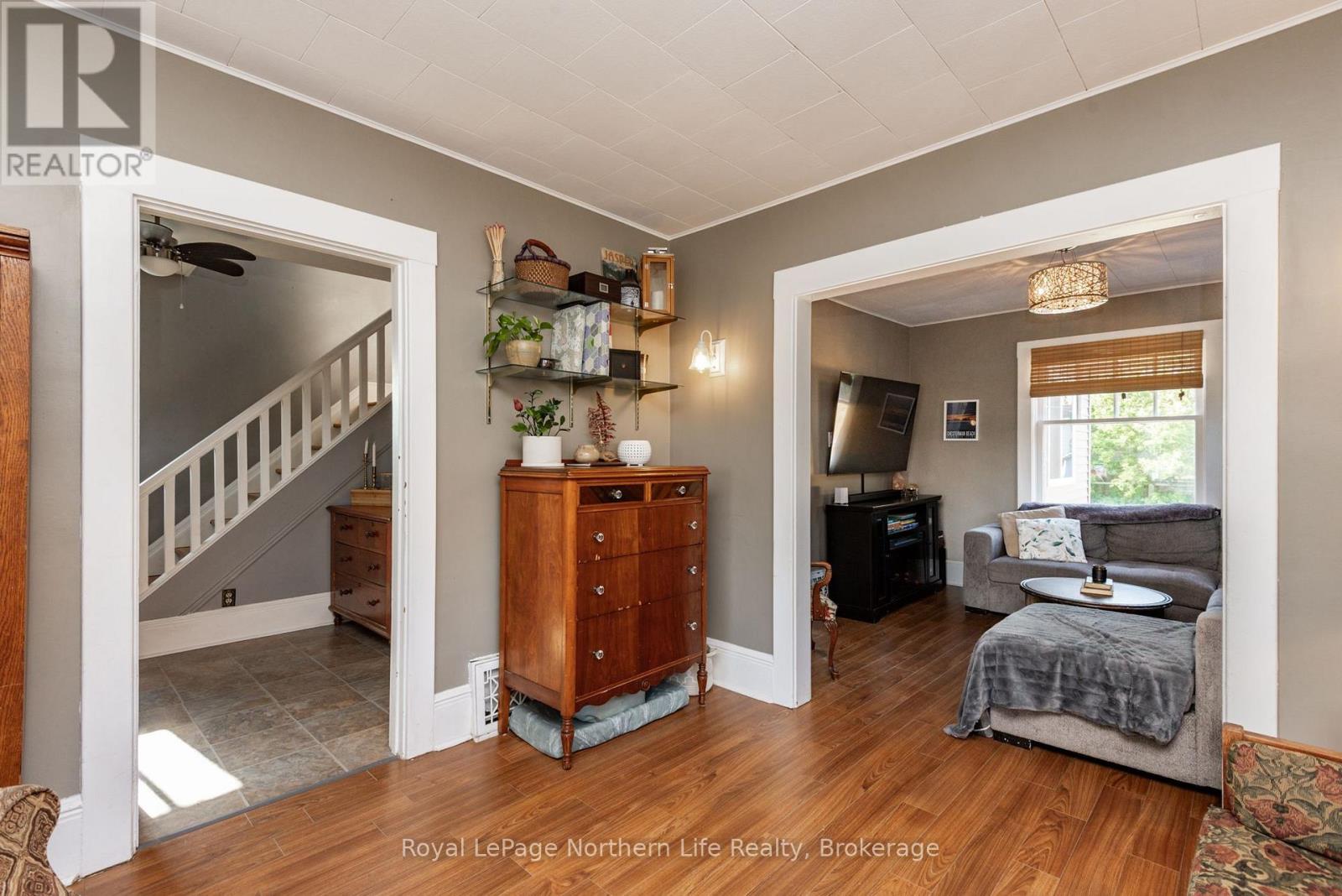 1612 CASSELLS STREET - 26