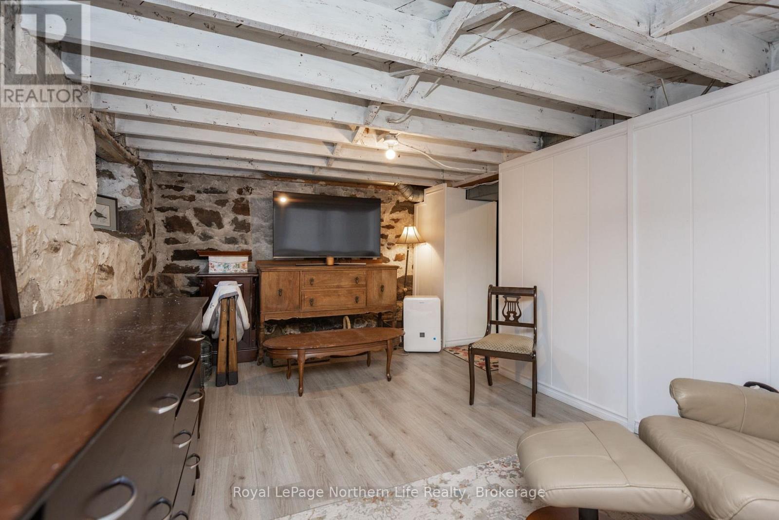 1612 CASSELLS STREET - 49
